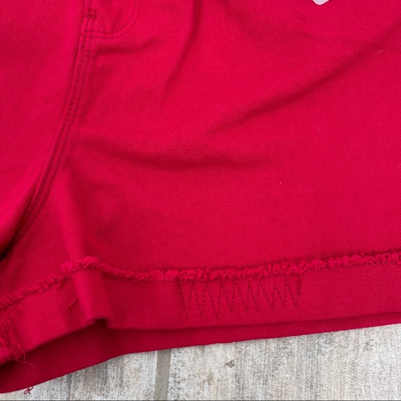 NWT A Loves A Raw Cut Denim Paperback Jean Shorts - Picture 5 of 13